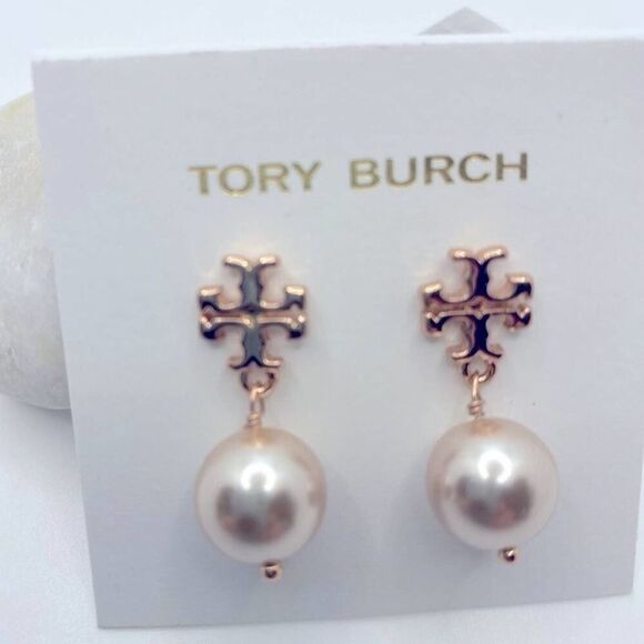 NWOT Tory Burch Rose Gold Logo Stud Drop Pearl Earrings - Picture 2 of 4